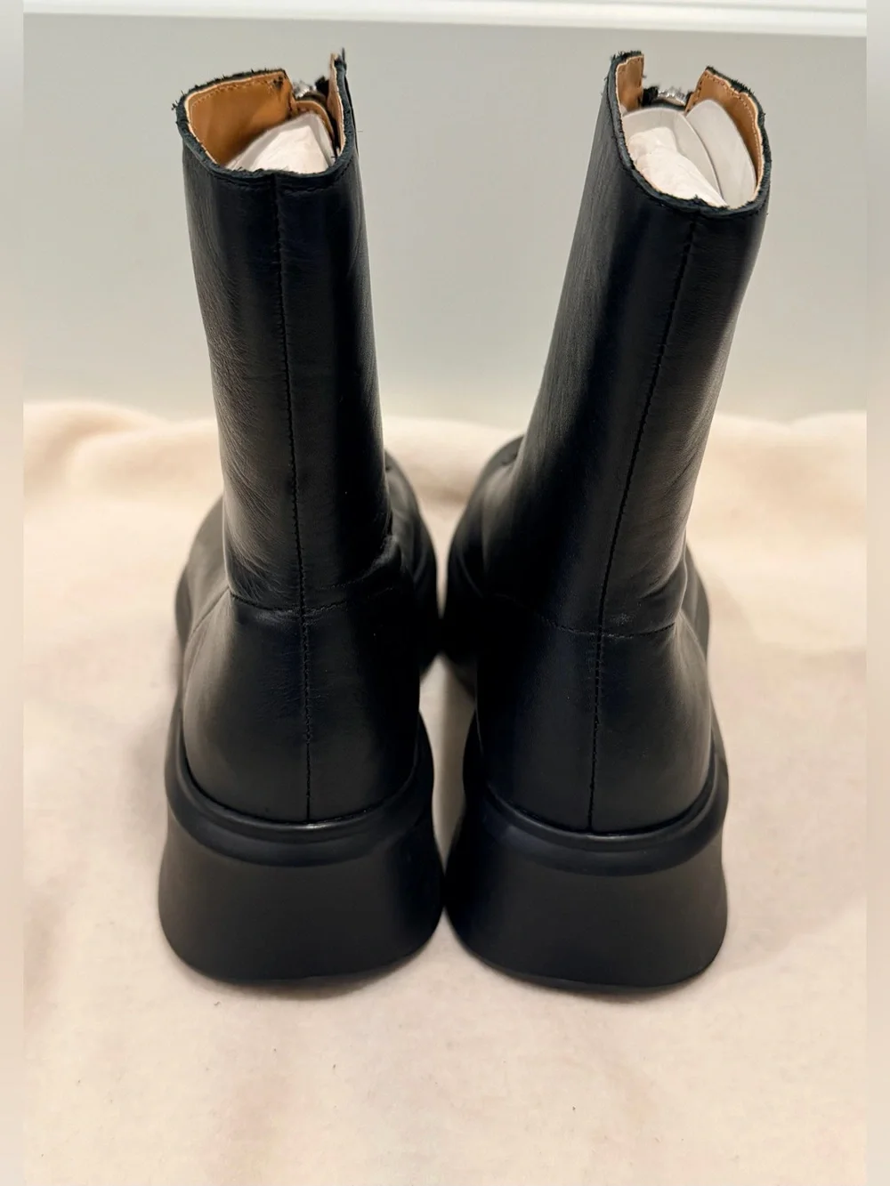 Steve Madden Jones Black Leather Front Zip Platform Ankle Boots Size 8.5 NWOB